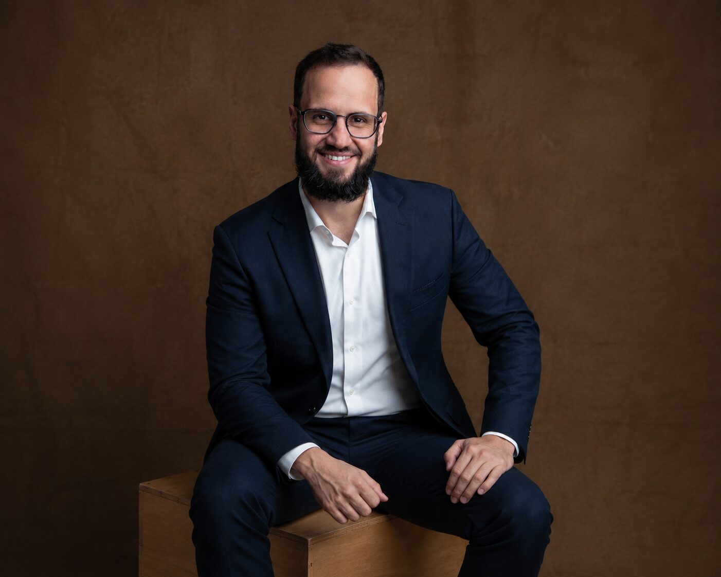 Paulo Brenha destaca que o cliente transita entre os ambientes físico e digital, e a empresa que sabe ler esse comportamento ganha relevância.