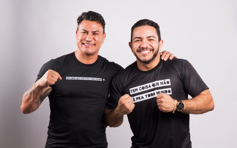 Acelino "Popó" Freitas e Lucas Pontes, fundador da Autocred Nacional.